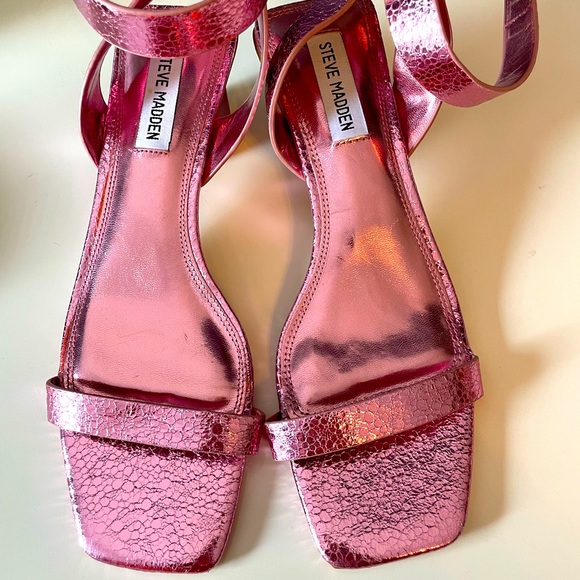 Steve Madden Pink Heels Sandals. New. Size 8.5 Taylor Barbie Fairy Cocktail - Picture 2 of 4
